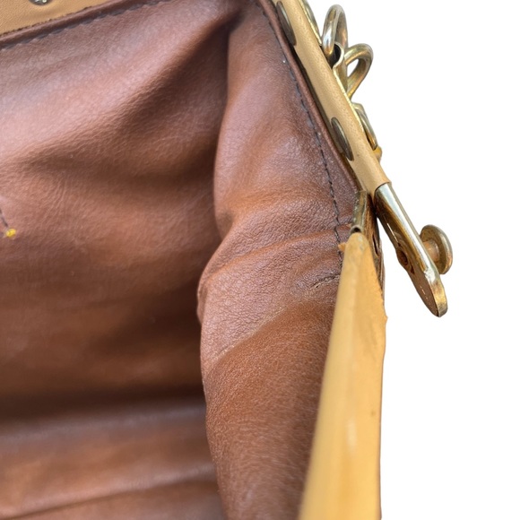 Vintage Fendi Bag - Picture 12 of 12